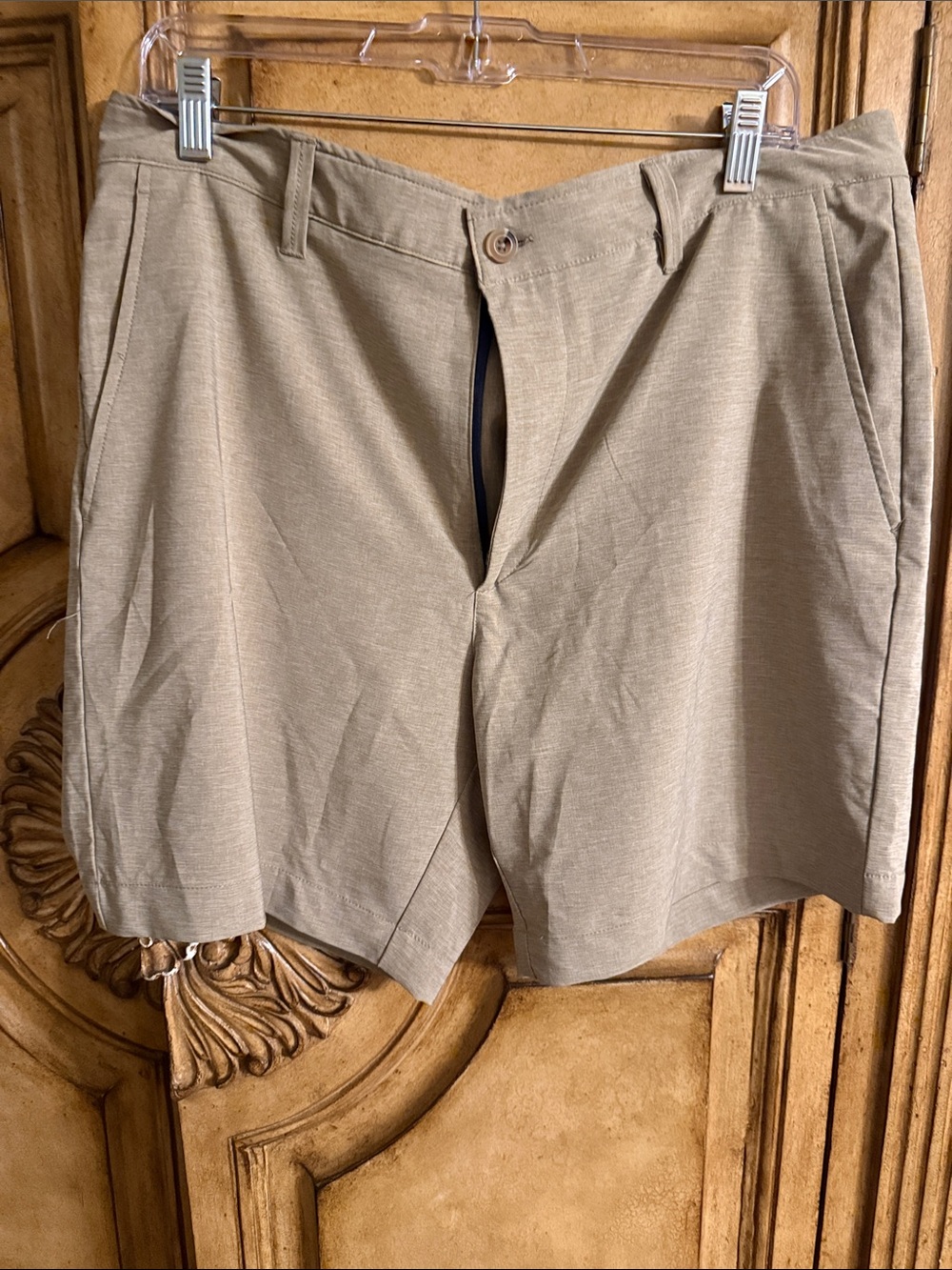 crown & ivy Men's Light Khaki Flat Front Shorts